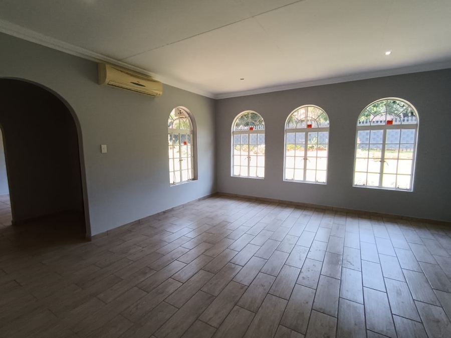 4 Bedroom Property for Sale in Protea Park North West